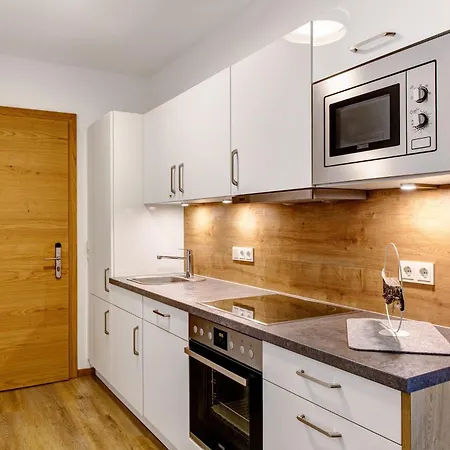 Apartment White Peak