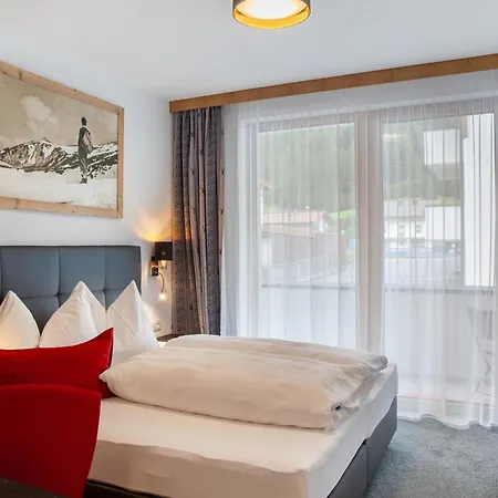 Apartment White Peak